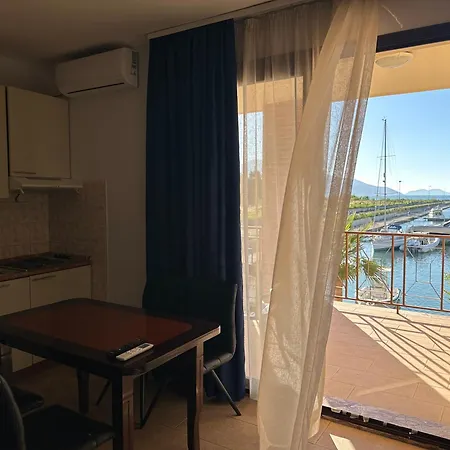 شقة Delmar Aparment's Orikum