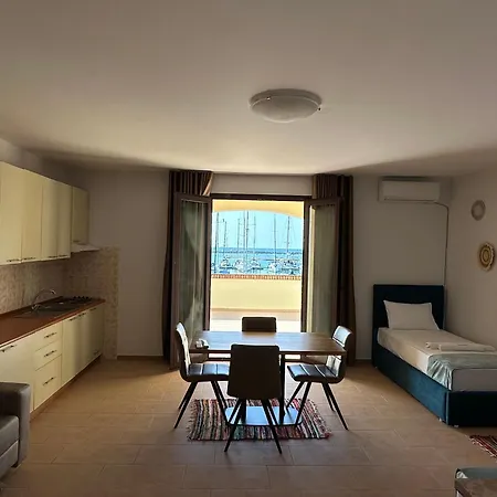 شقة Delmar Aparment's Orikum فلورا