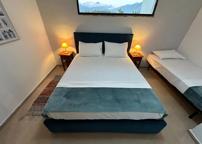 Delmar Aparment's Orikum *