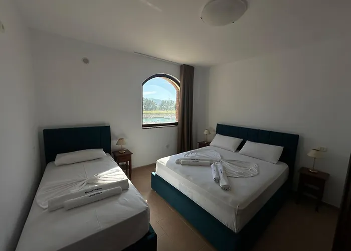 Delmar Aparment's Orikum Apartment *