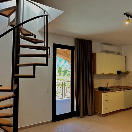 Delmar Aparment's Orikum דירה